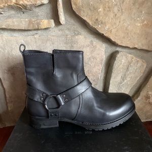 NEW Vintage Foundry Co. Black Morgan Bootie 8.5